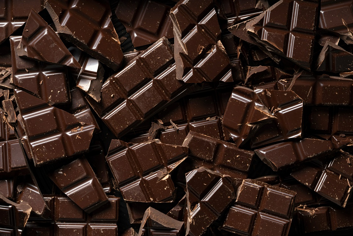 Ciocolata neagra - ce este, ingrediente, beneficii si contraindicatii